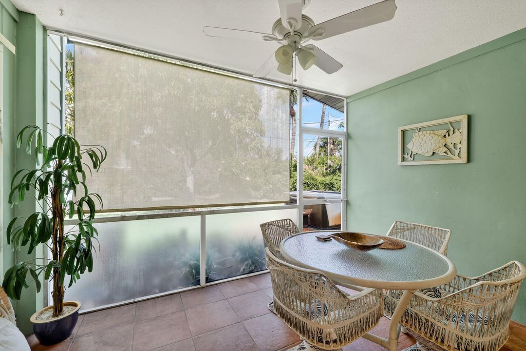 出租: $3,800 (3 贝兹, 1 浴室, 1001 平方英尺)