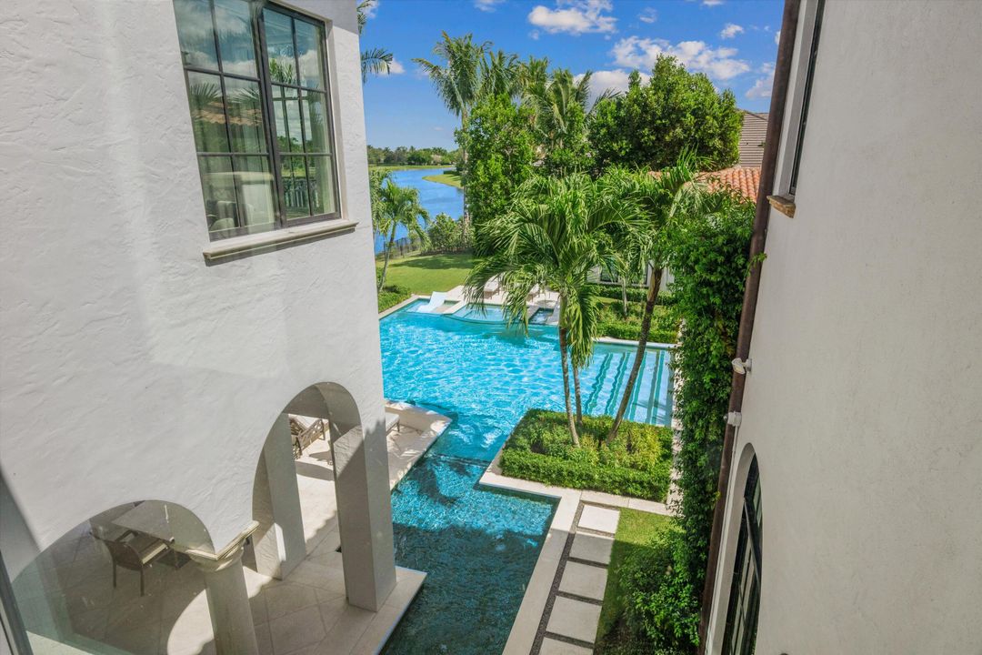 For Sale: $11,500,000 (5 beds, 6 baths, 7856 Square Feet)