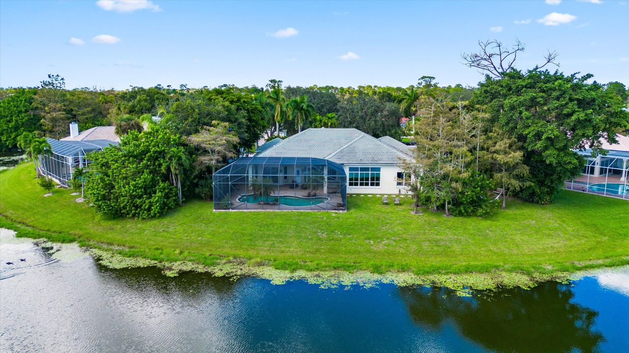 Activo con contrato: $1,097,000 (5 camas, 3 baños, 3234 Pies cuadrados)