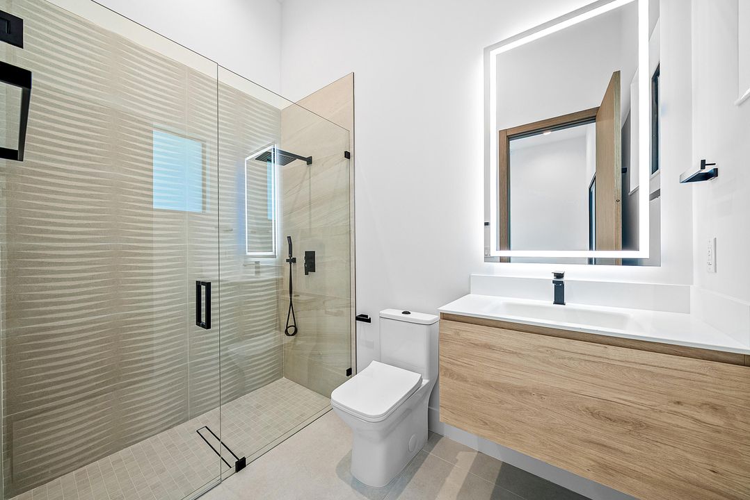 For Sale: $4,260,000 (5 beds, 6 baths, 4823 Square Feet)