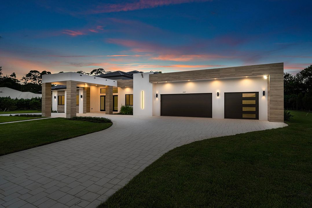 For Sale: $4,260,000 (5 beds, 6 baths, 4823 Square Feet)