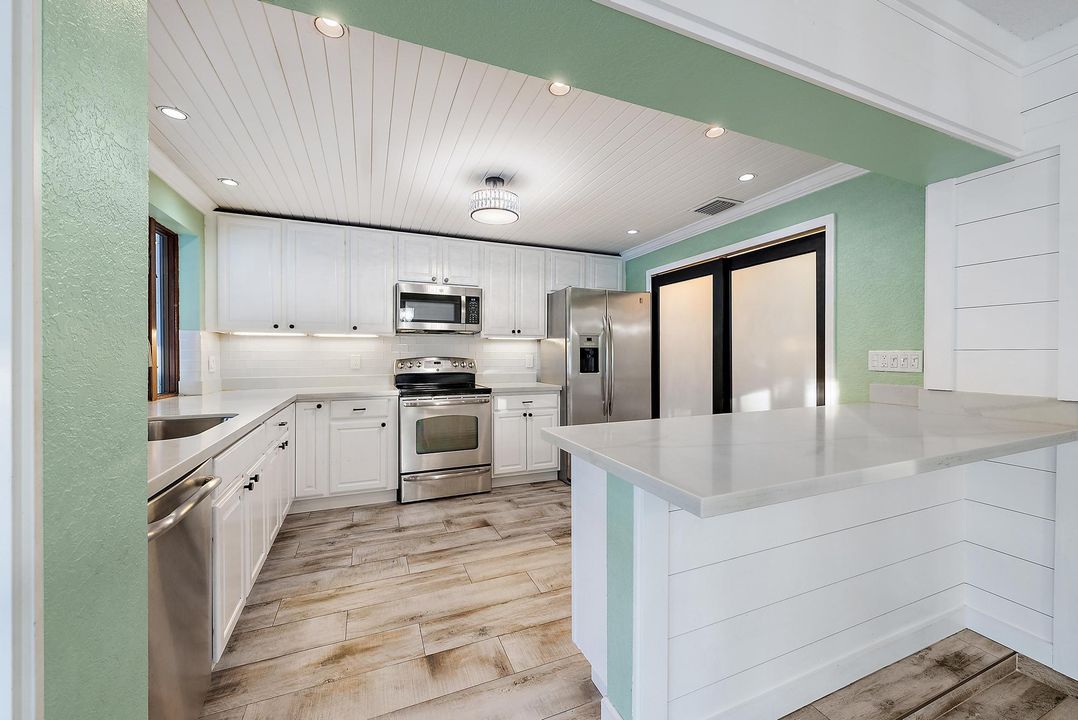 For Sale: $799,000 (3 beds, 2 baths, 1632 Square Feet)