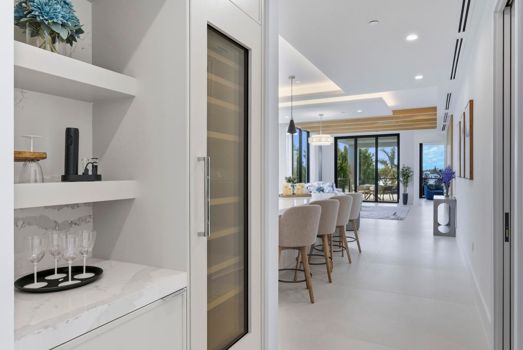 For Sale: $3,395,000 (3 beds, 3 baths, 2698 Square Feet)