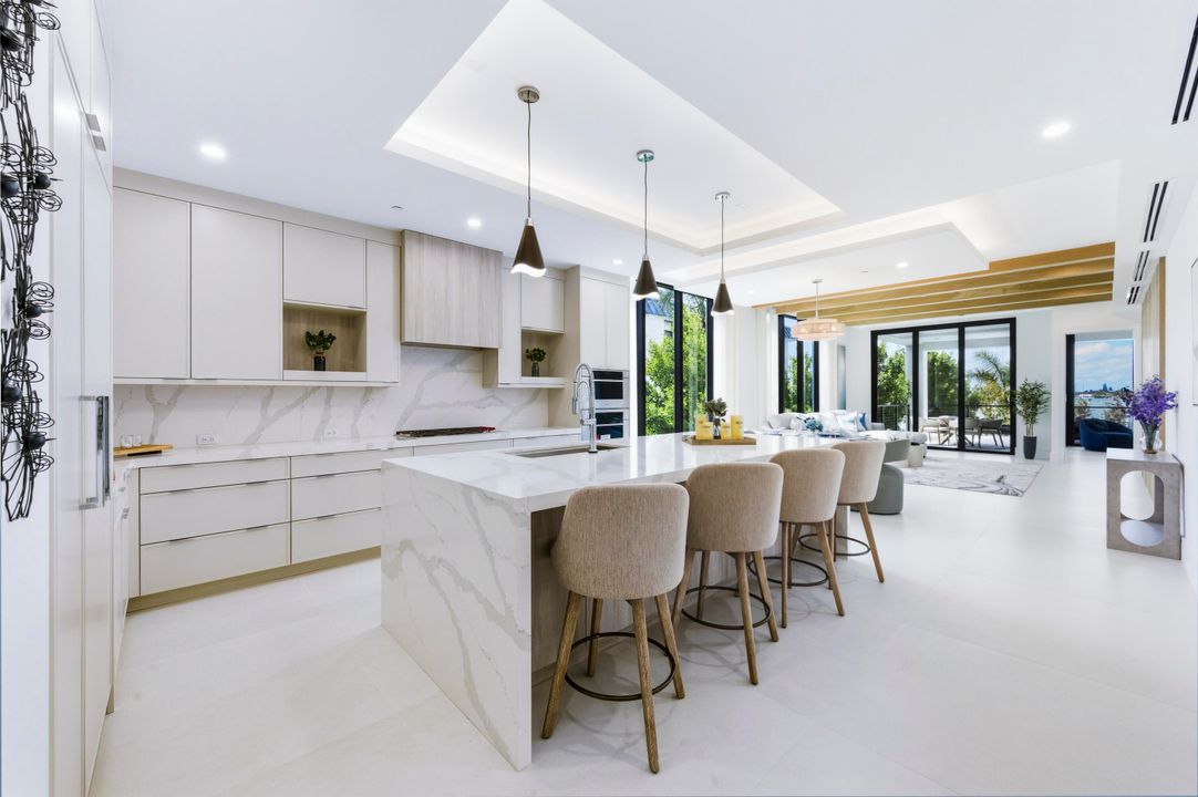 For Sale: $3,395,000 (3 beds, 3 baths, 2698 Square Feet)