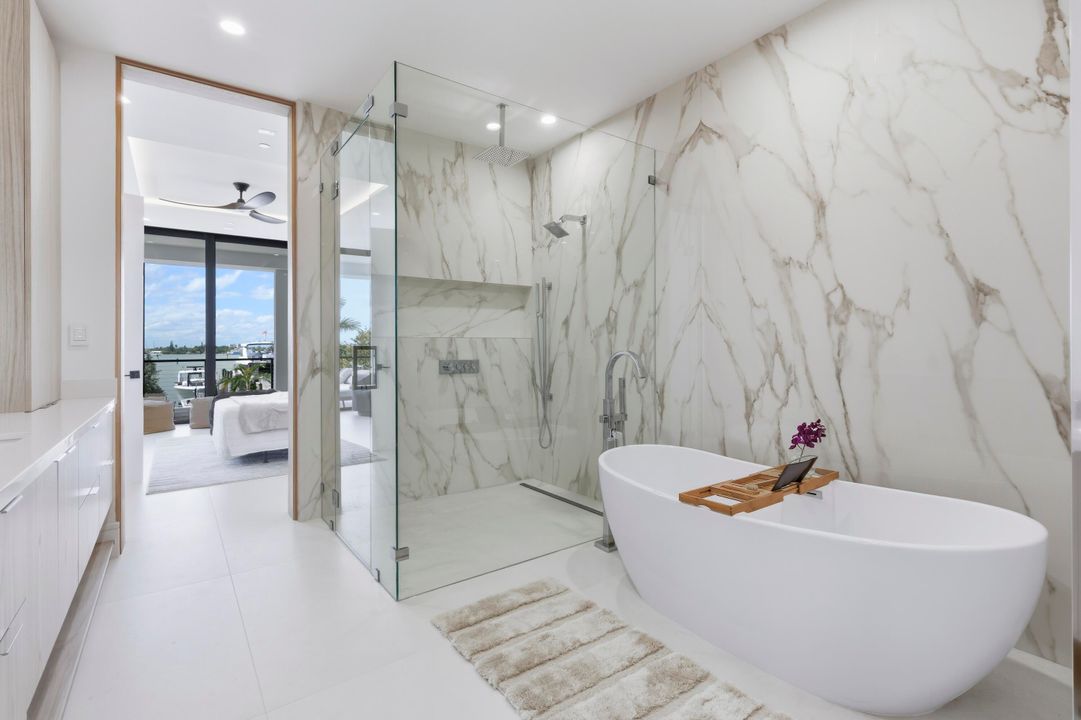 For Sale: $3,395,000 (3 beds, 3 baths, 2698 Square Feet)