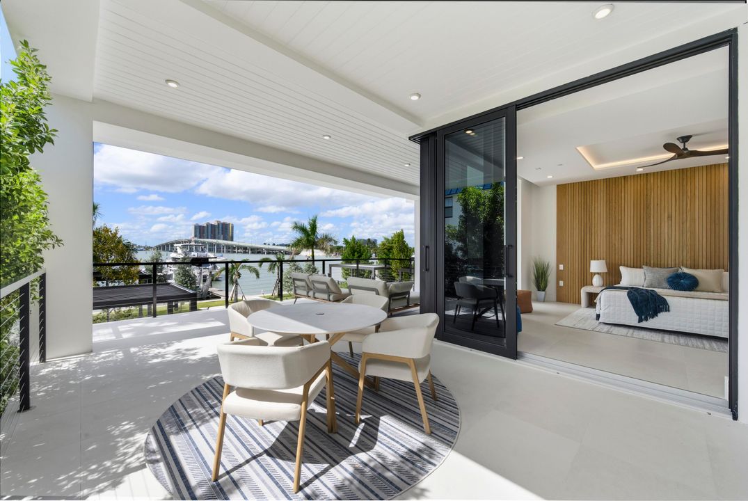 For Sale: $3,395,000 (3 beds, 3 baths, 2698 Square Feet)