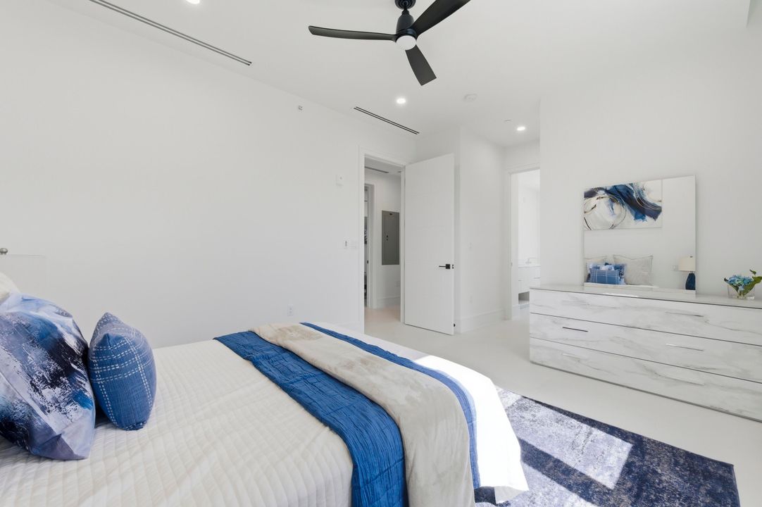 For Sale: $3,395,000 (3 beds, 3 baths, 2698 Square Feet)