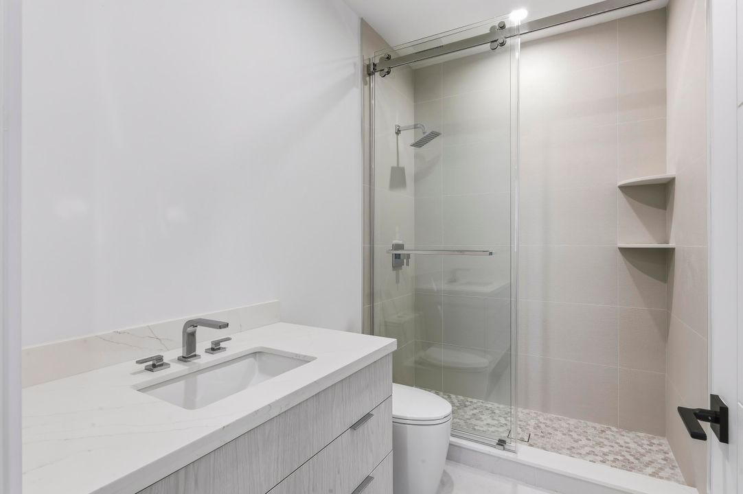 For Sale: $3,395,000 (3 beds, 3 baths, 2698 Square Feet)