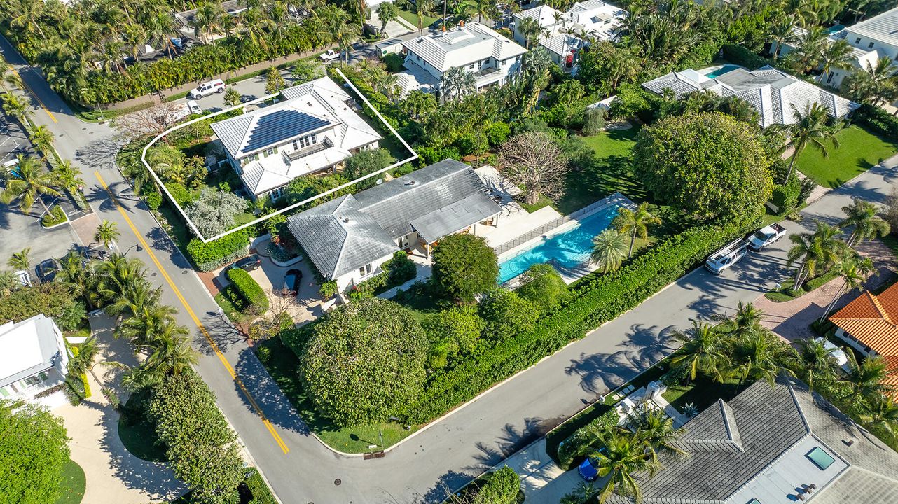 Activo con contrato: $8,900,000 (4 camas, 3 baños, 3470 Pies cuadrados)