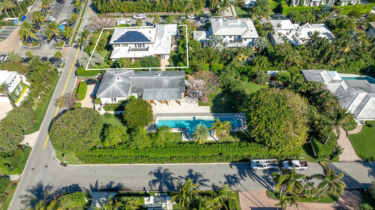 Activo con contrato: $8,900,000 (4 camas, 3 baños, 3470 Pies cuadrados)