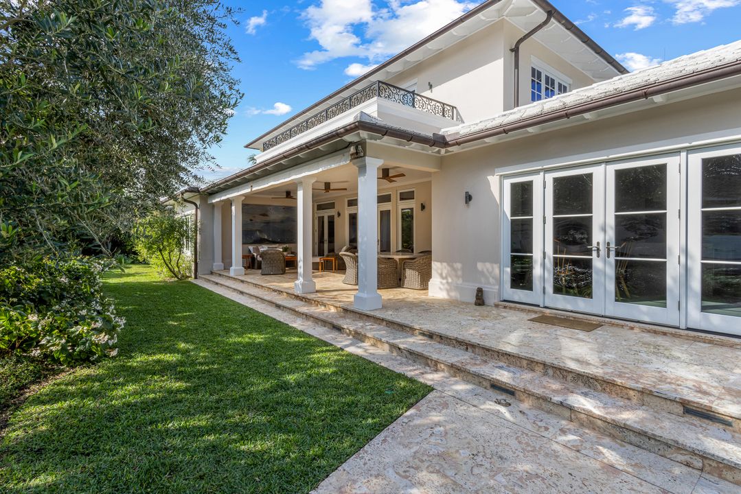 Activo con contrato: $8,900,000 (4 camas, 3 baños, 3470 Pies cuadrados)