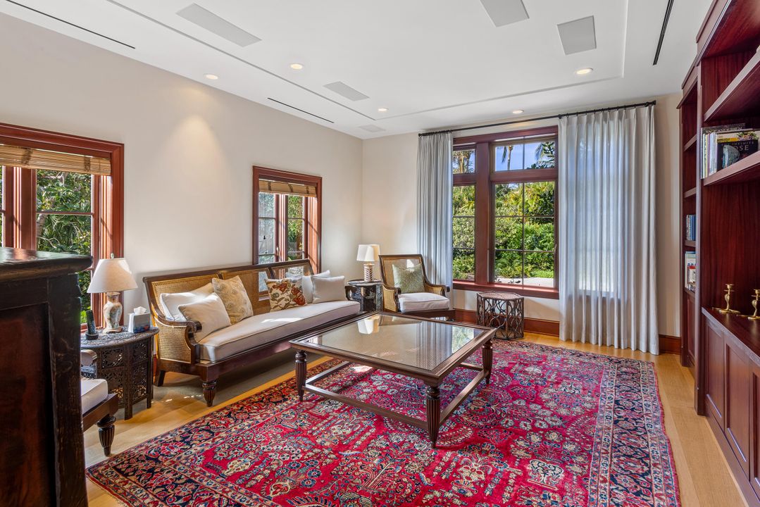 Activo con contrato: $8,900,000 (4 camas, 3 baños, 3470 Pies cuadrados)