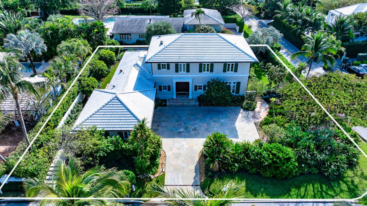 Activo con contrato: $8,900,000 (4 camas, 3 baños, 3470 Pies cuadrados)