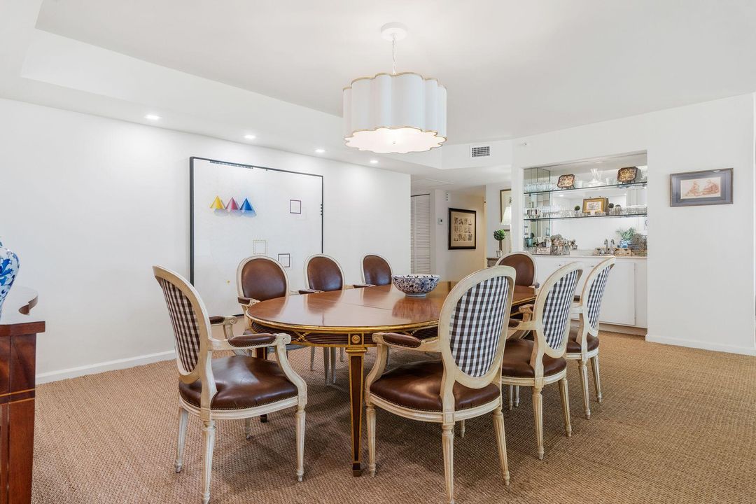 待售: $1,750,000 (3 贝兹, 2 浴室, 2230 平方英尺)