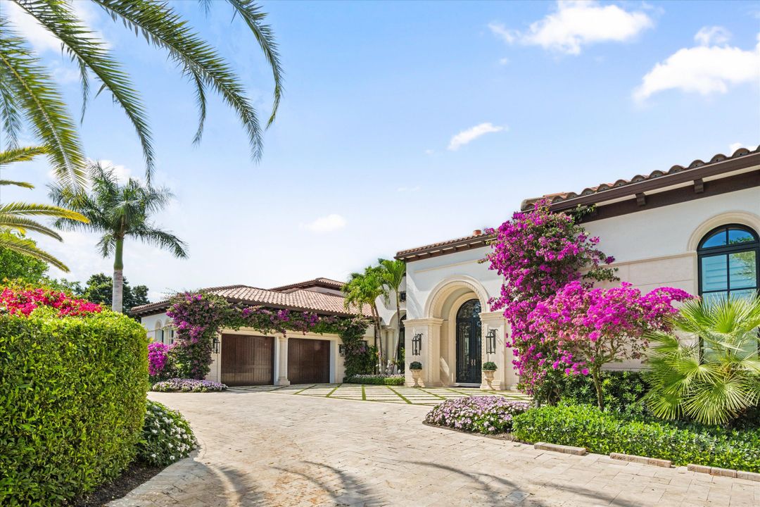 For Sale: $11,500,000 (5 beds, 6 baths, 7856 Square Feet)