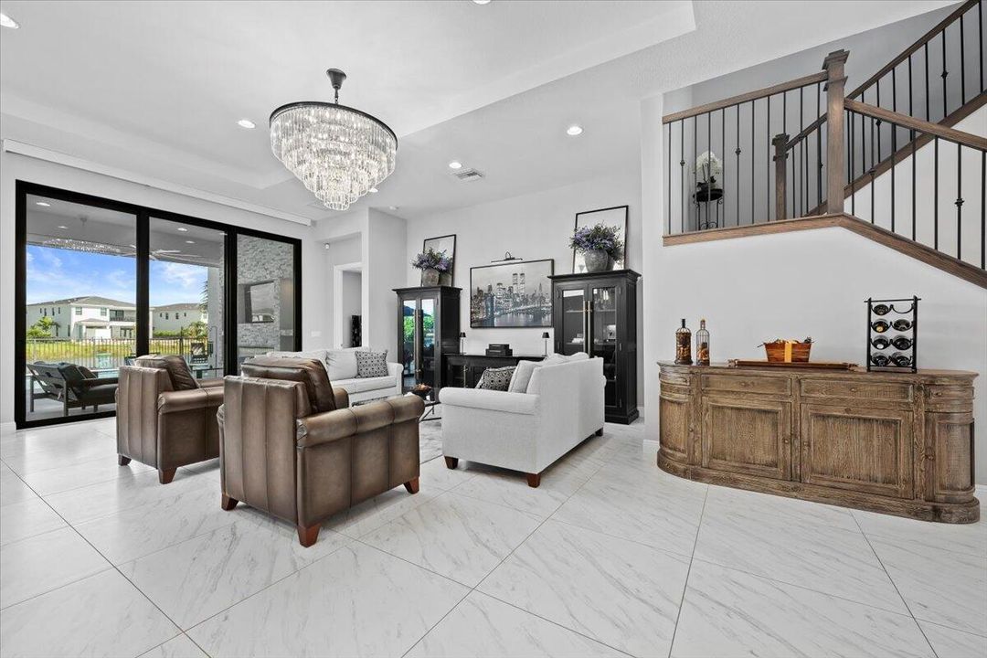 For Sale: $2,299,000 (3 beds, 3 baths, 3678 Square Feet)