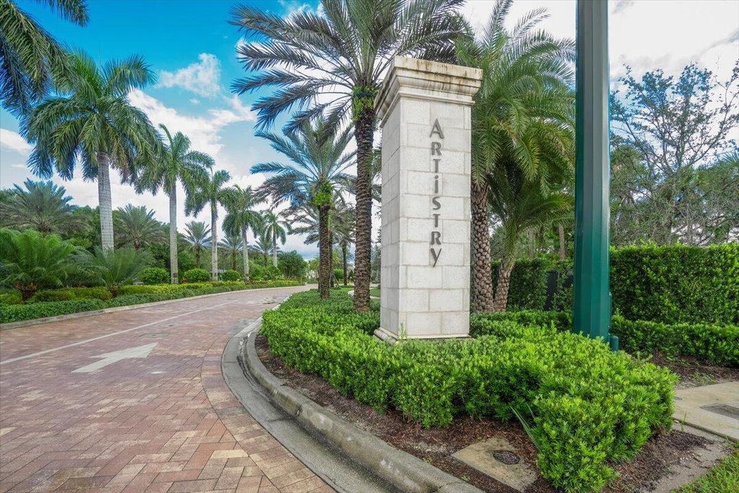 For Sale: $2,299,000 (3 beds, 3 baths, 3678 Square Feet)