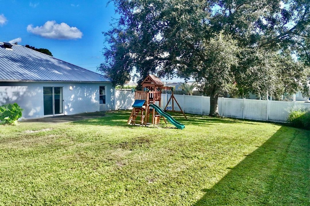 待售: $325,000 (3 贝兹, 2 浴室, 1332 平方英尺)