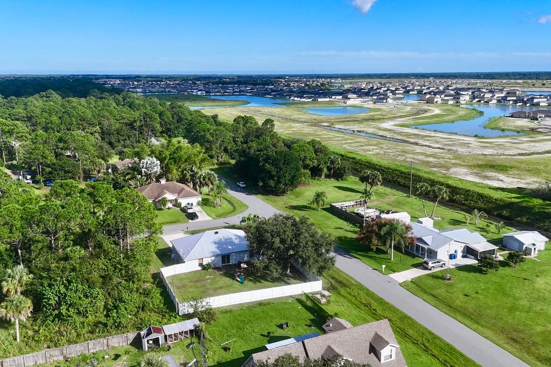 待售: $325,000 (3 贝兹, 2 浴室, 1332 平方英尺)