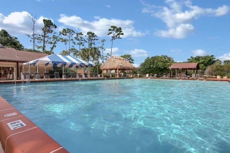 Activo con contrato: $3,050 (3 camas, 2 baños, 1200 Pies cuadrados)