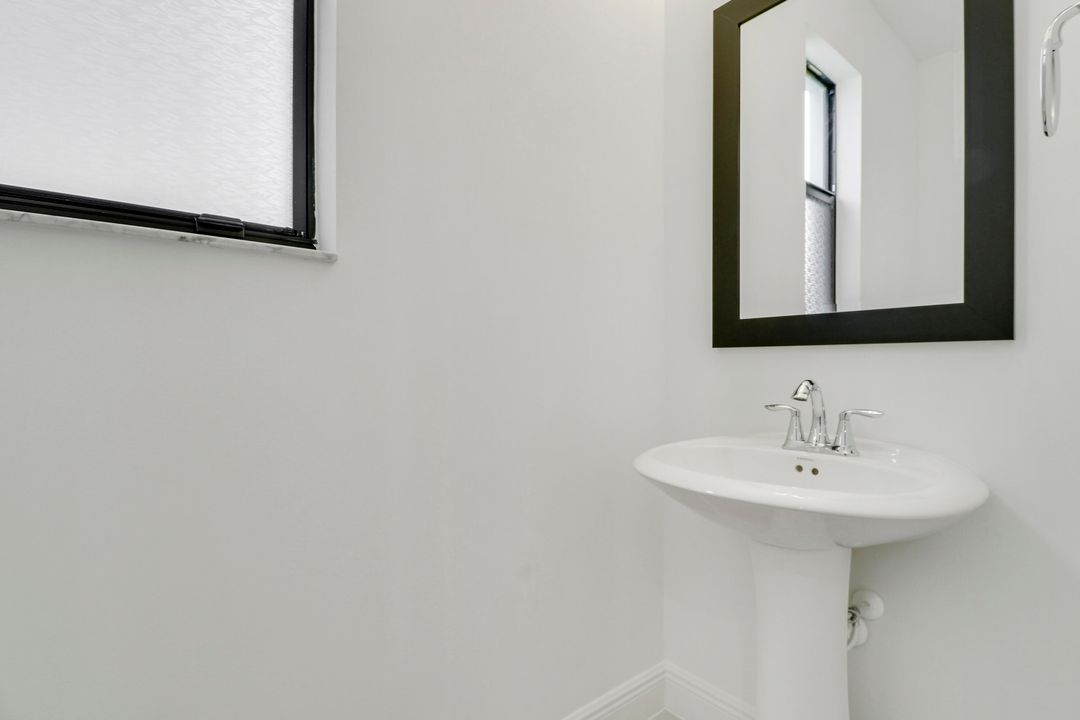 For Sale: $598,000 (4 beds, 2 baths, 2110 Square Feet)