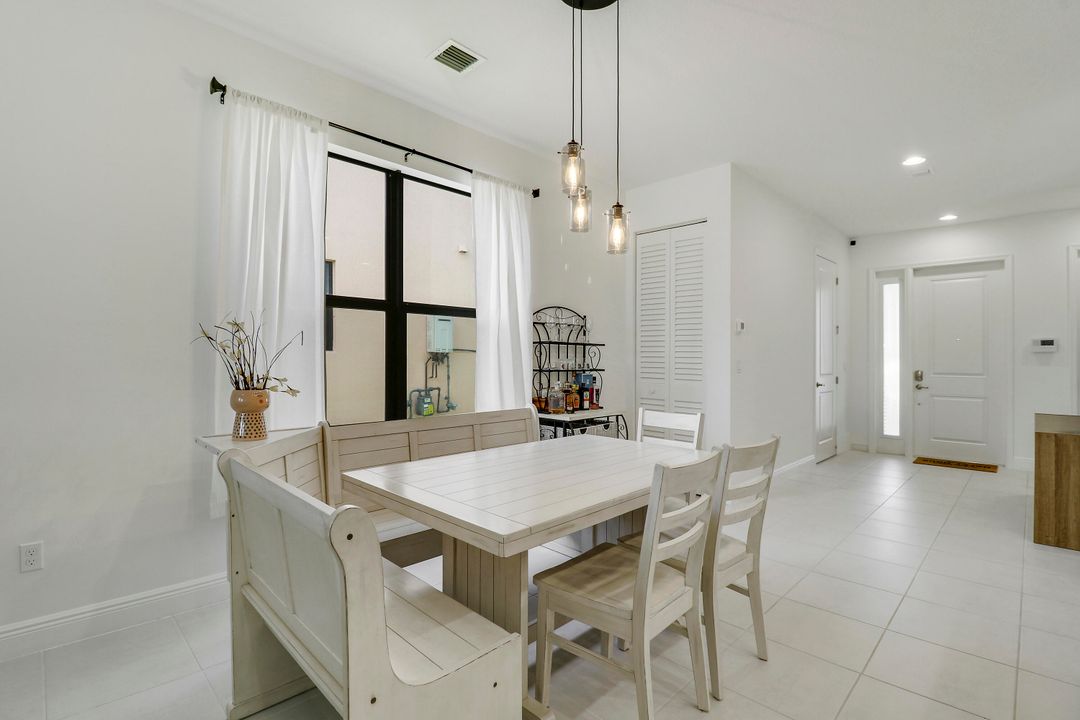 For Sale: $598,000 (4 beds, 2 baths, 2110 Square Feet)