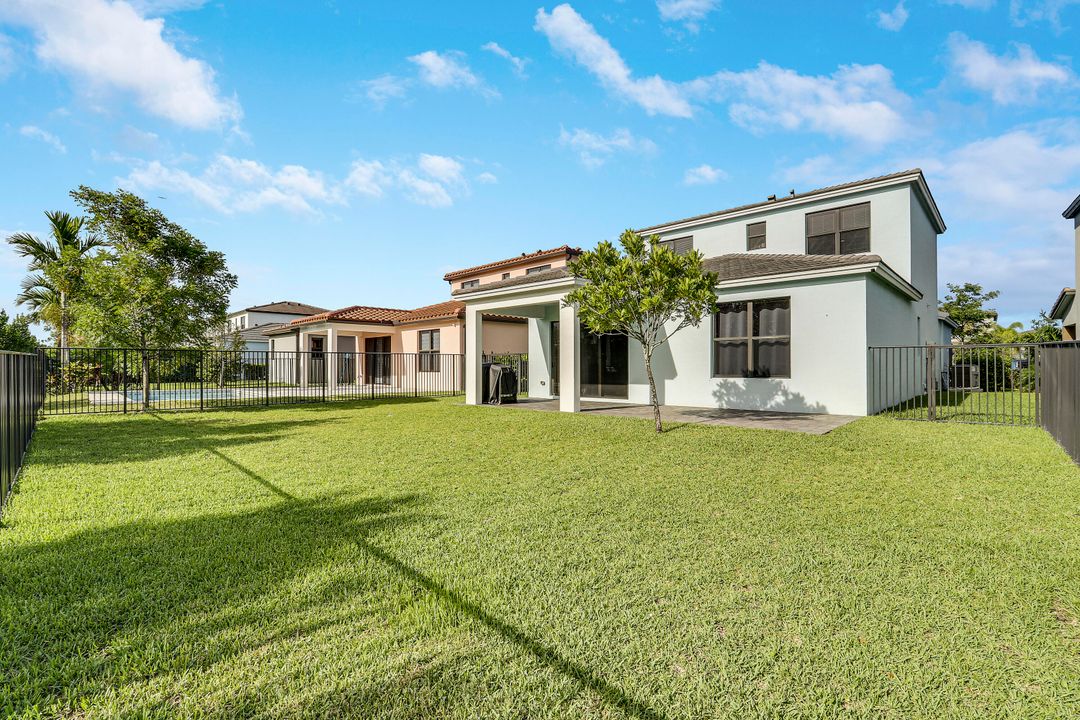 For Sale: $598,000 (4 beds, 2 baths, 2110 Square Feet)