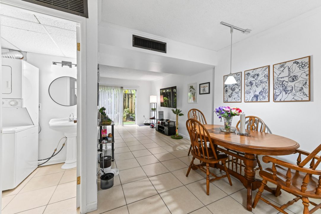 En Venta: $199,000 (2 camas, 1 baños, 1000 Pies cuadrados)