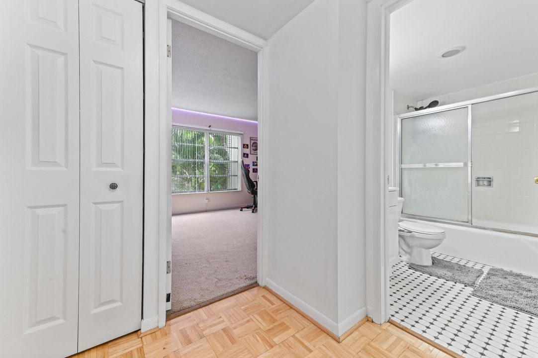 En Venta: $199,000 (2 camas, 1 baños, 1000 Pies cuadrados)