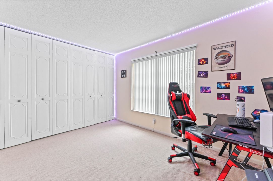 En Venta: $199,000 (2 camas, 1 baños, 1000 Pies cuadrados)