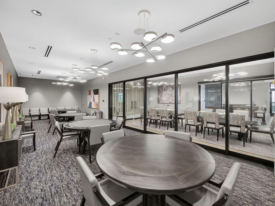 For Sale: $615,000 (2 beds, 2 baths, 2354 Square Feet)