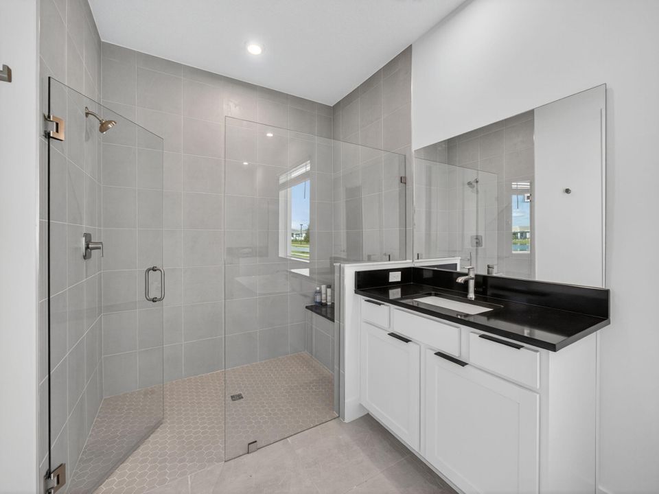 For Sale: $615,000 (2 beds, 2 baths, 2354 Square Feet)