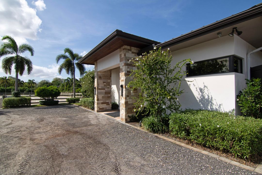 For Rent: $10,500 (0 beds, 1 baths, 7600 Square Feet)