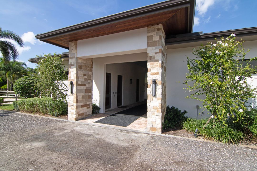 For Rent: $10,500 (0 beds, 1 baths, 7600 Square Feet)