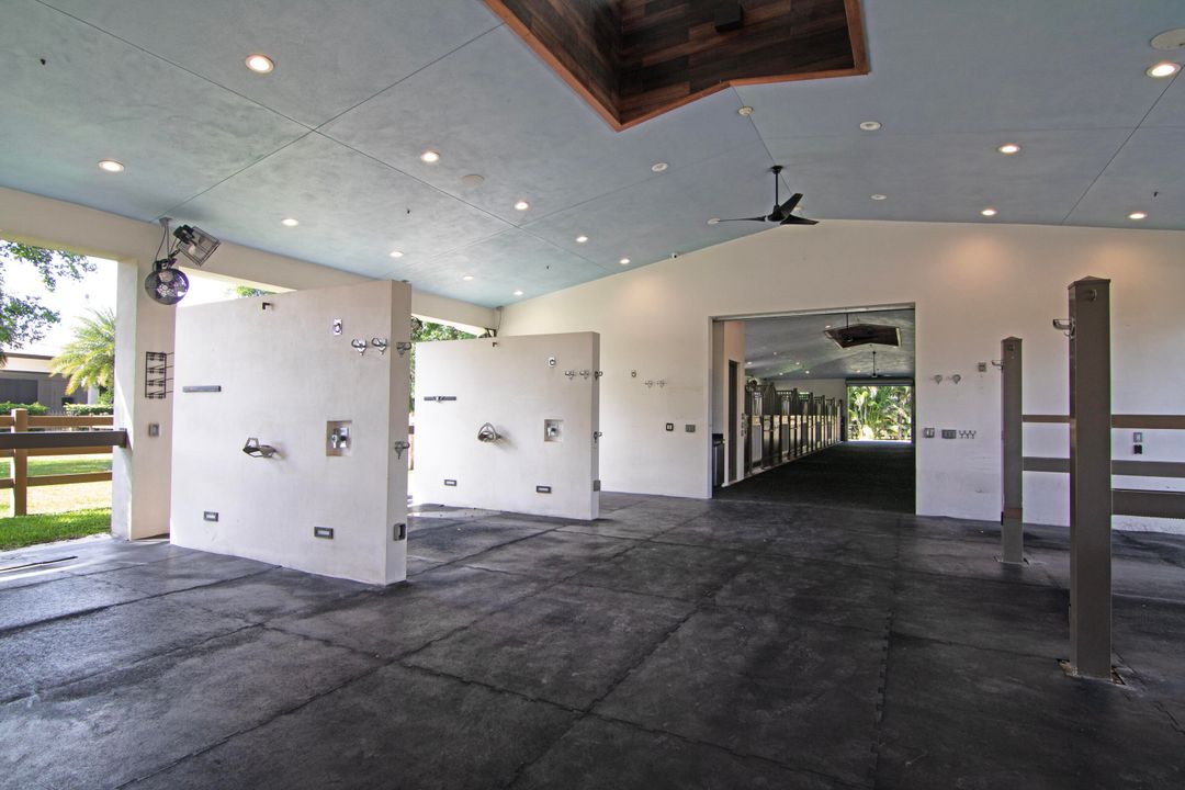 For Rent: $10,500 (0 beds, 1 baths, 7600 Square Feet)