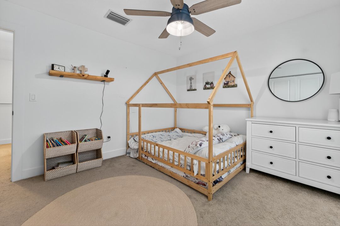 待售: $435,000 (3 贝兹, 2 浴室, 1974 平方英尺)