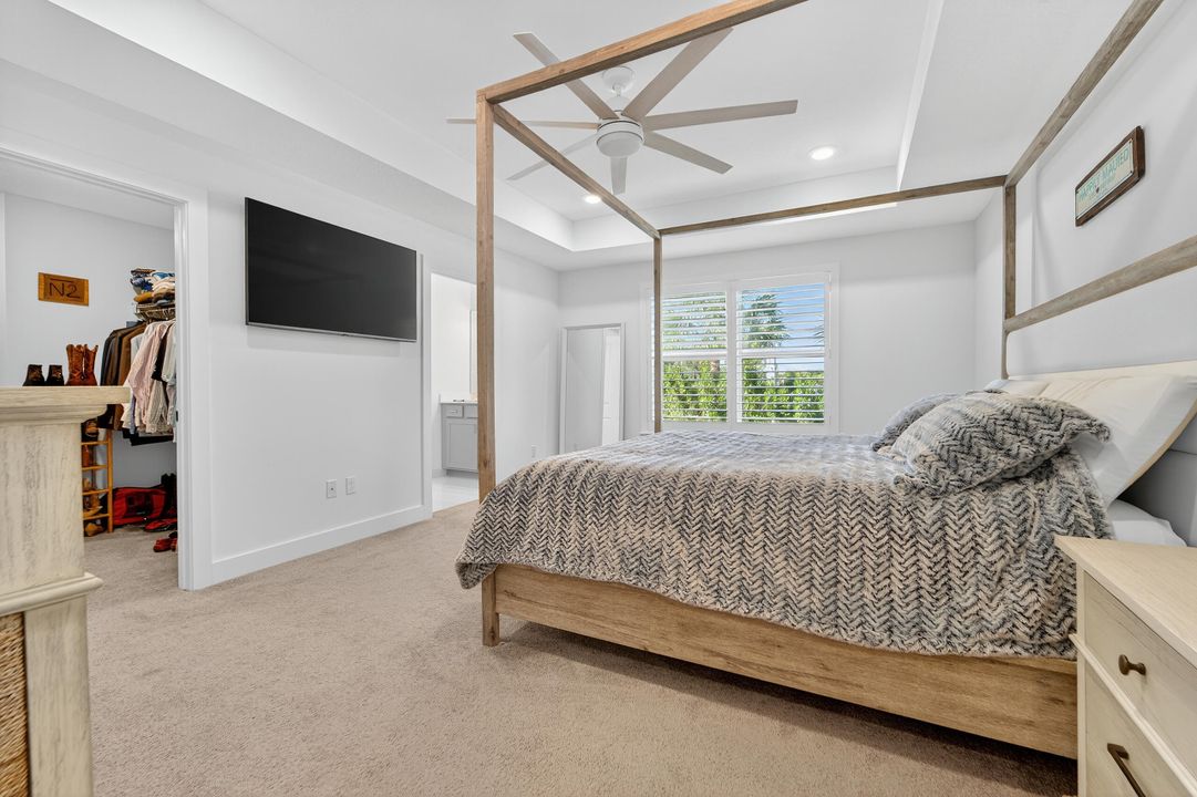 待售: $435,000 (3 贝兹, 2 浴室, 1974 平方英尺)