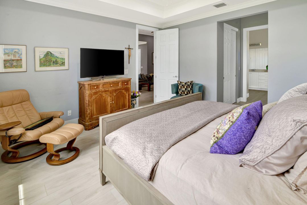 Activo con contrato: $8,500 (2 camas, 2 baños, 1840 Pies cuadrados)