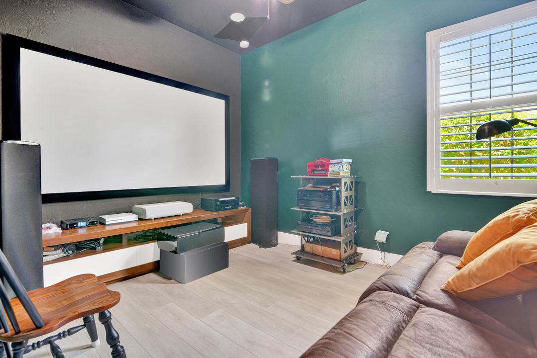 Activo con contrato: $8,500 (2 camas, 2 baños, 1840 Pies cuadrados)