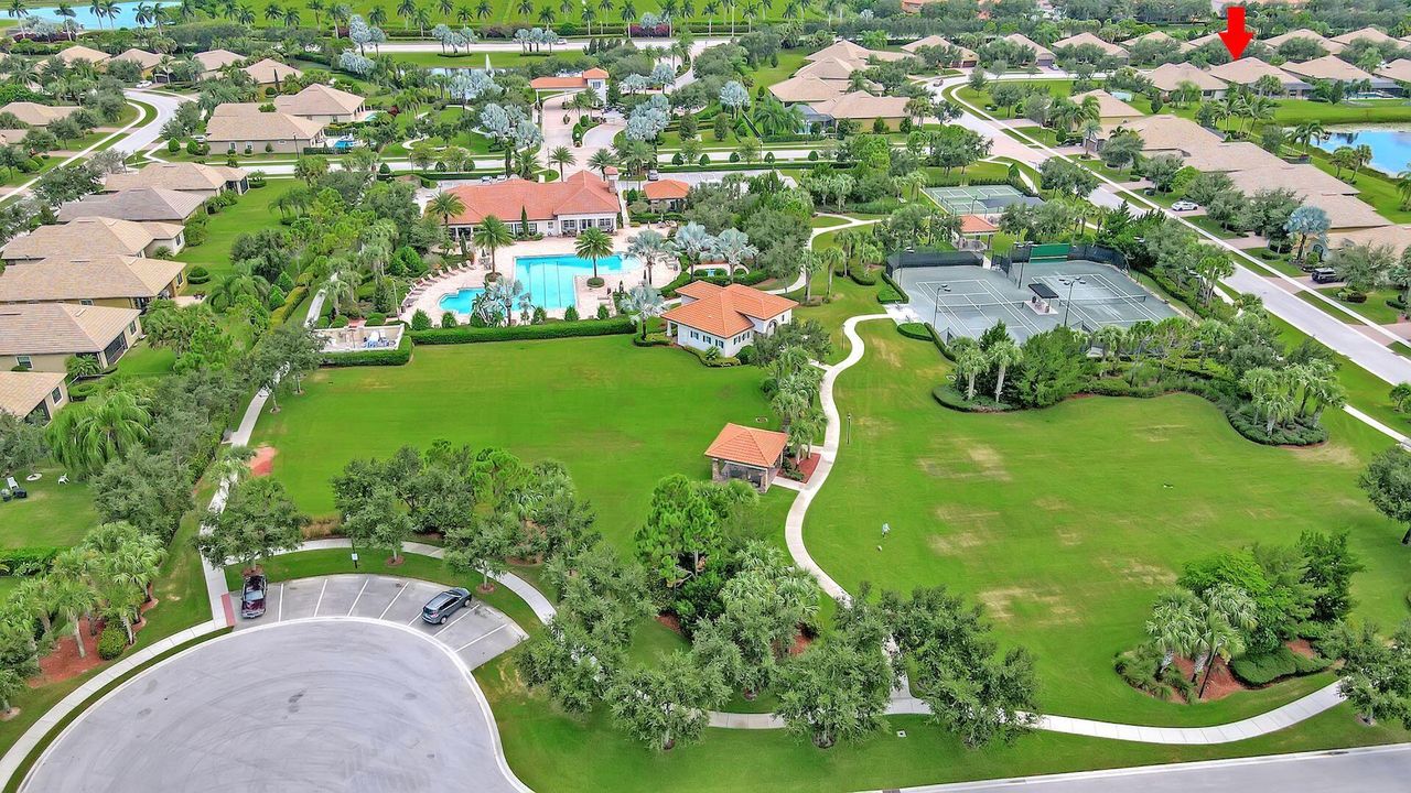 Activo con contrato: $8,500 (2 camas, 2 baños, 1840 Pies cuadrados)