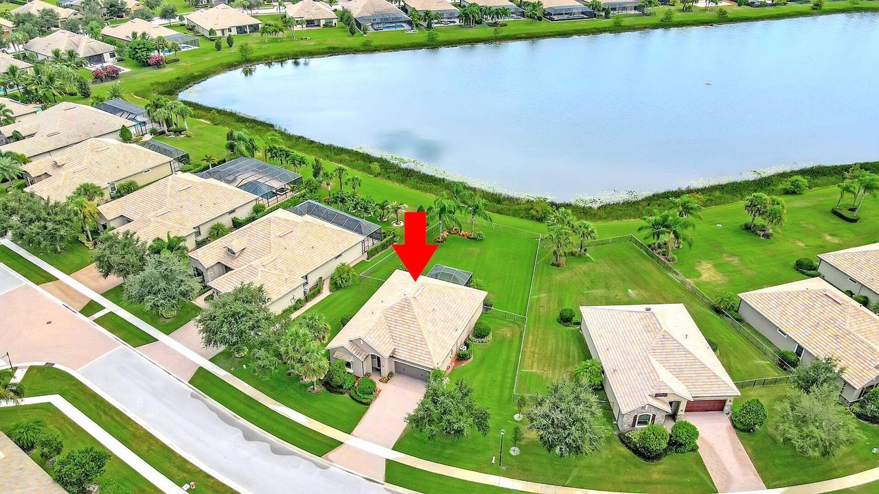 Activo con contrato: $8,500 (2 camas, 2 baños, 1840 Pies cuadrados)