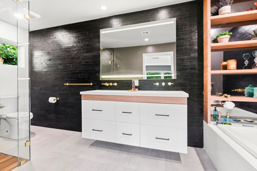 En Venta: $1,549,000 (3 camas, 2 baños, 1850 Pies cuadrados)