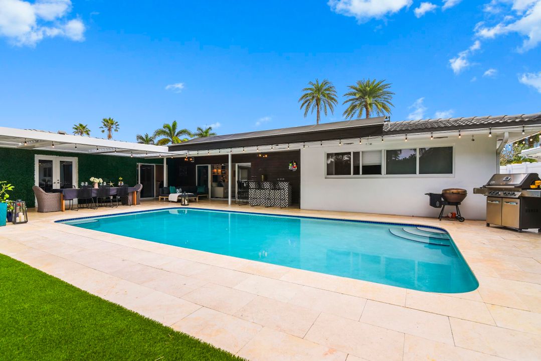 En Venta: $1,549,000 (3 camas, 2 baños, 1850 Pies cuadrados)