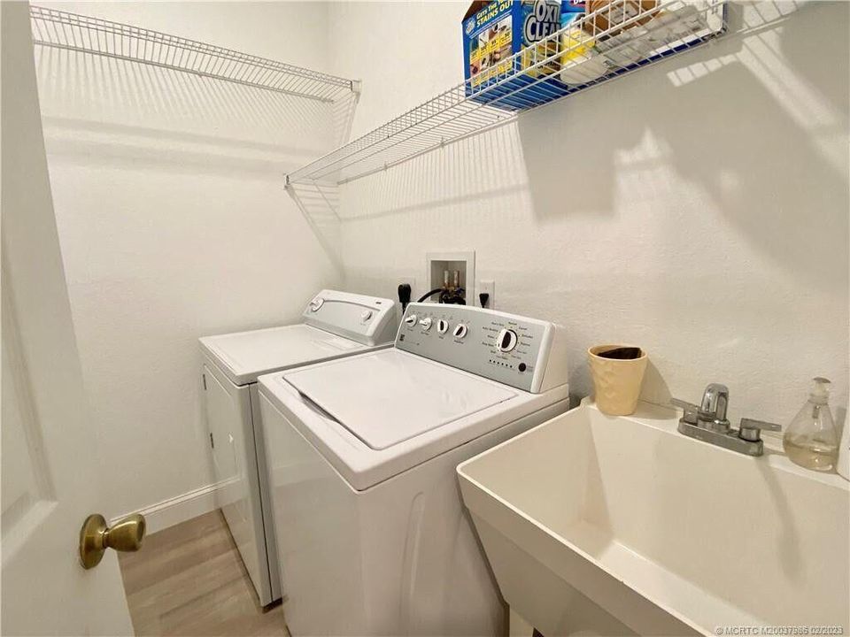 For Rent: $2,800 (3 beds, 2 baths, 1846 Square Feet)