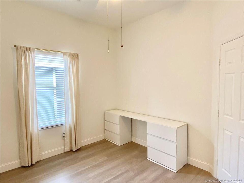 For Rent: $2,800 (3 beds, 2 baths, 1846 Square Feet)