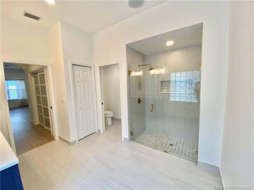 For Rent: $2,800 (3 beds, 2 baths, 1846 Square Feet)