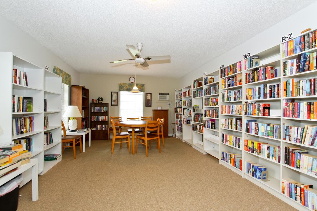 Active With Contract: $2,400 (2 beds, 2 baths, 1238 Square Feet)