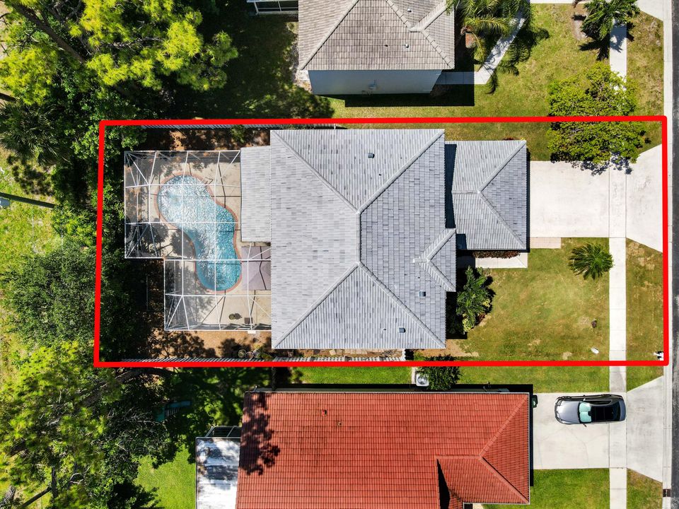 Active With Contract: $599,900 (5 beds, 3 baths, 2372 Square Feet)