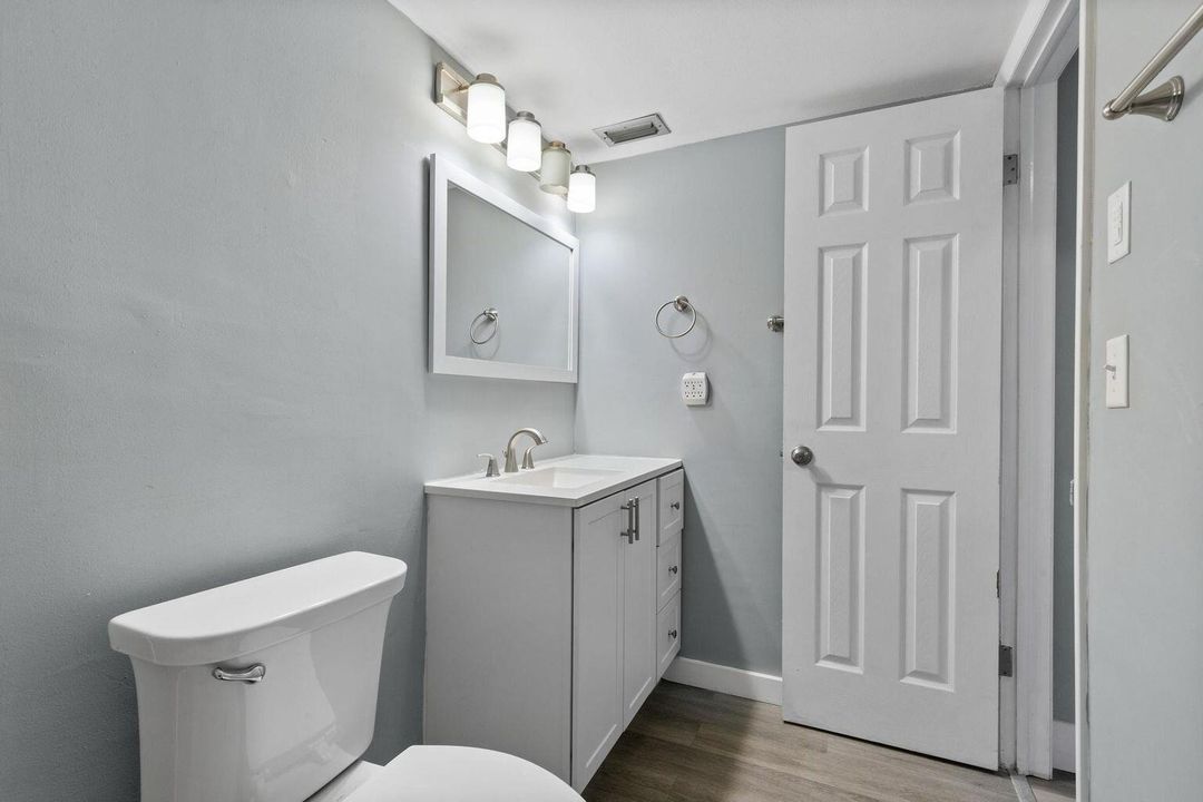 En Venta: $175,000 (2 camas, 2 baños, 950 Pies cuadrados)