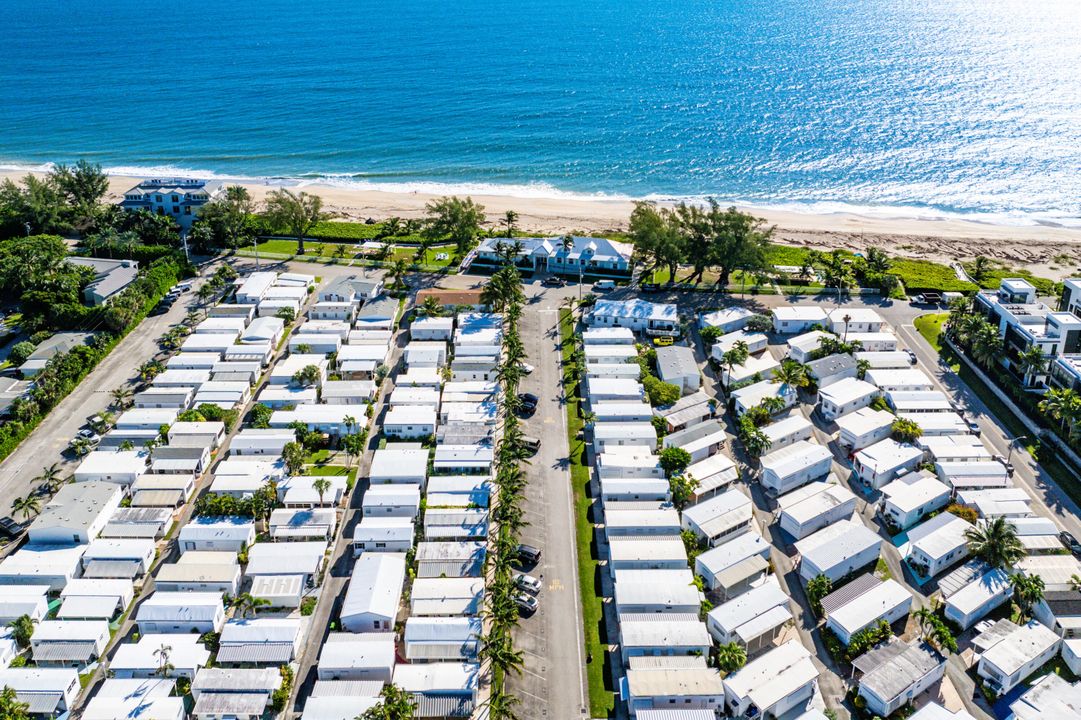 待售: $293,000 (1 贝兹, 1 浴室, 360 平方英尺)